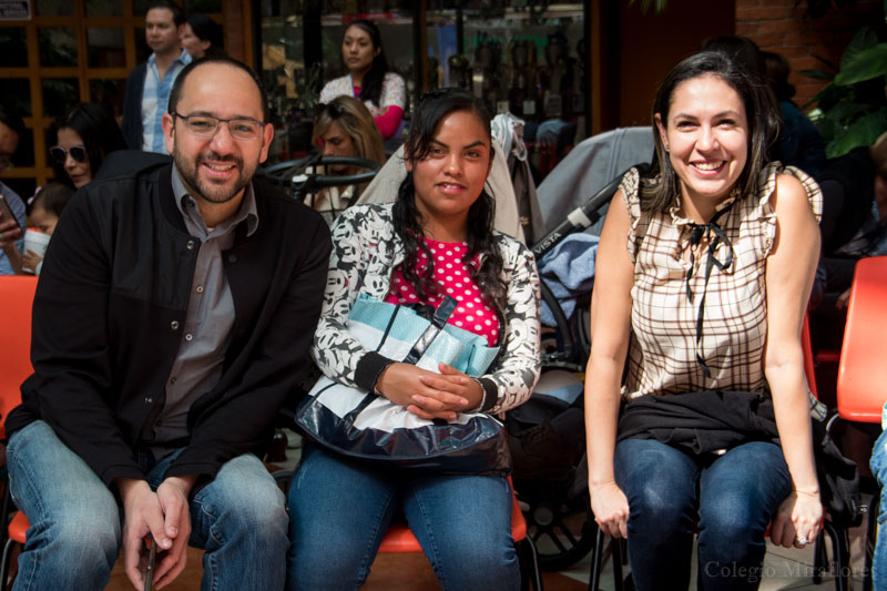 Ir a la Siguiente Foto