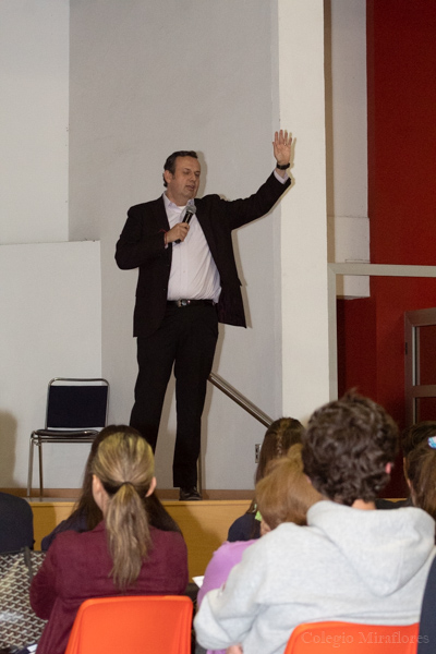 Ir a la Siguiente Foto