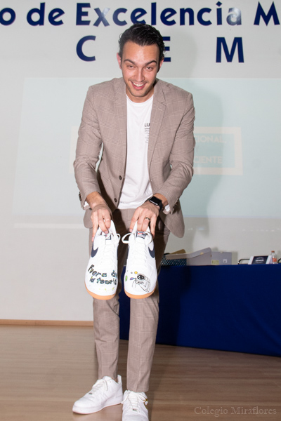 Ir a la Siguiente Foto