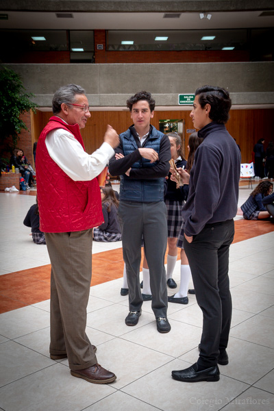 Ir a la Siguiente Foto