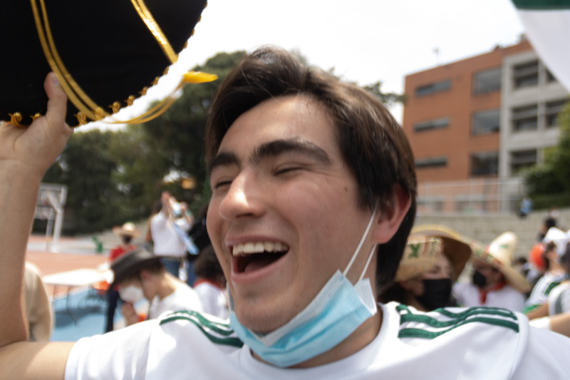 Ir a la Siguiente Foto