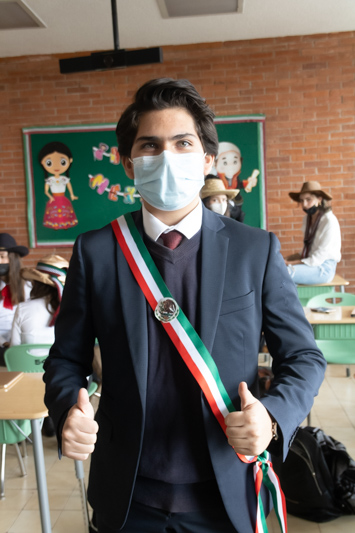 Ir a la Siguiente Foto
