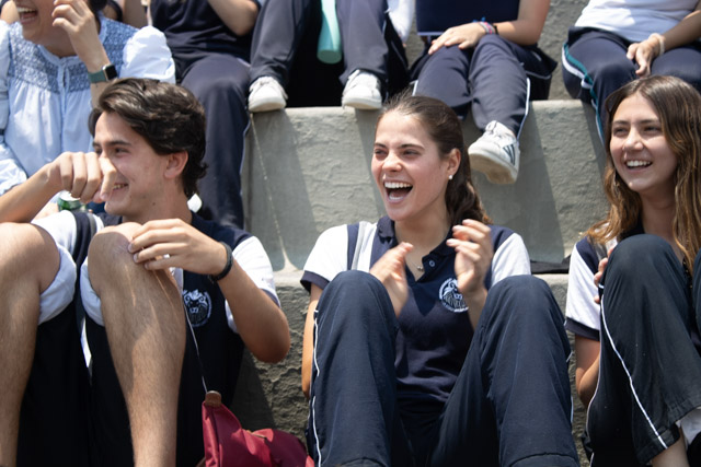 Ir a la Siguiente Foto