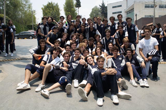 Ir a la Siguiente Foto