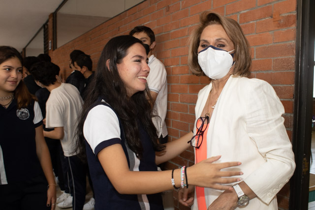 Ir a la Siguiente Foto