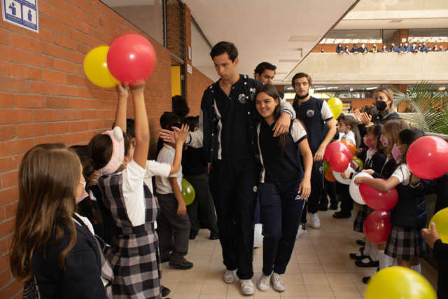 Ir a la Siguiente Foto