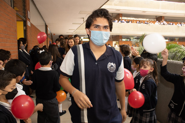 Ir a la Siguiente Foto