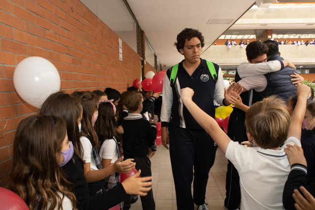 Ir a la Siguiente Foto