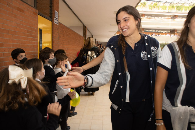 Ir a la Siguiente Foto