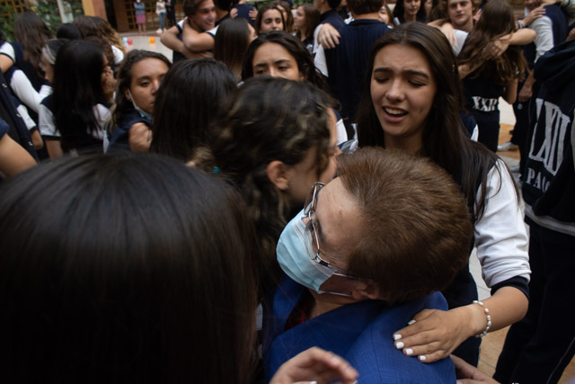 Ir a la Siguiente Foto