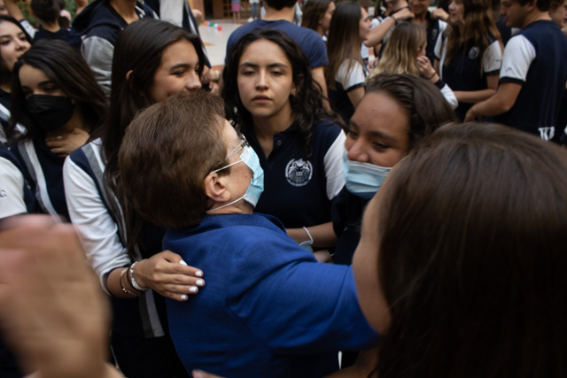 Ir a la Siguiente Foto