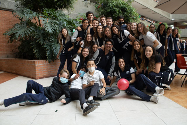 Ir a la Siguiente Foto