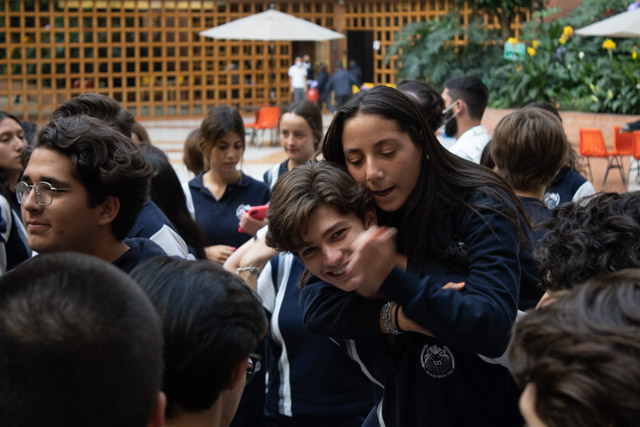 Ir a la Siguiente Foto