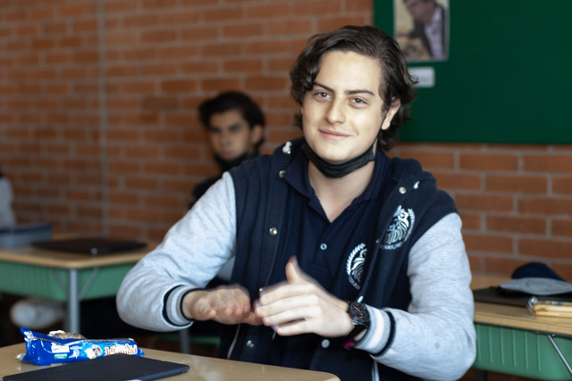 Ir a la Siguiente Foto