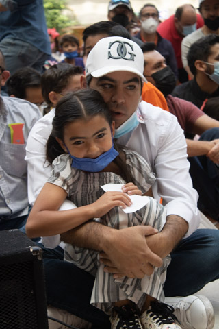 Ir a la Siguiente Foto