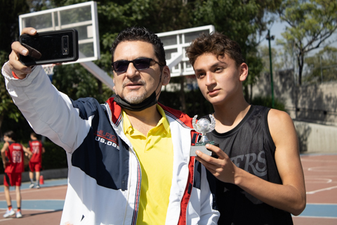 Ir a la Siguiente Foto