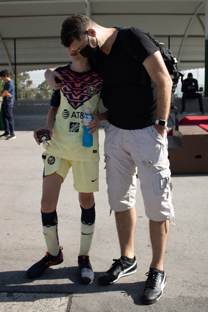 Ir a la Siguiente Foto