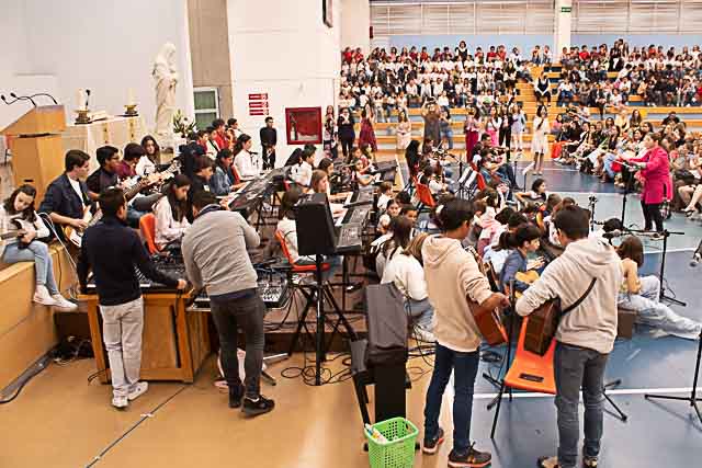 Ir a la Siguiente Foto