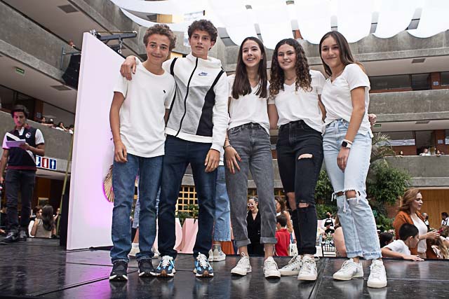 Ir a la Siguiente Foto