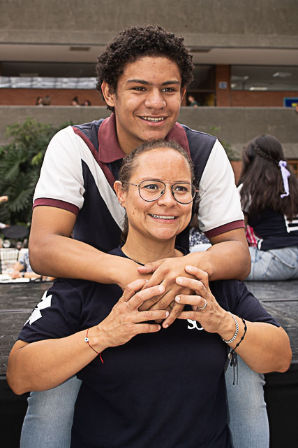 Ir a la Siguiente Foto