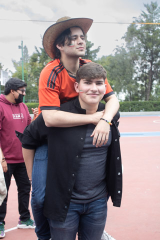 Ir a la Siguiente Foto