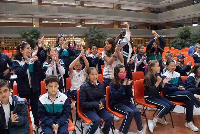 Ir a la Siguiente Foto