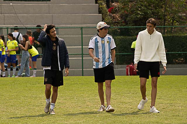 Ir a la Siguiente Foto