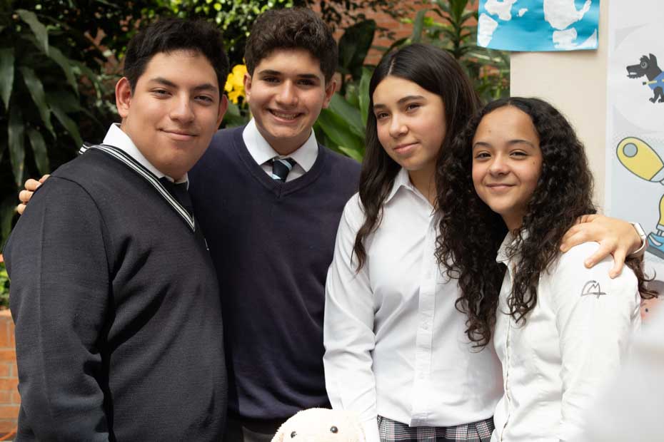 Ir a la Siguiente Foto