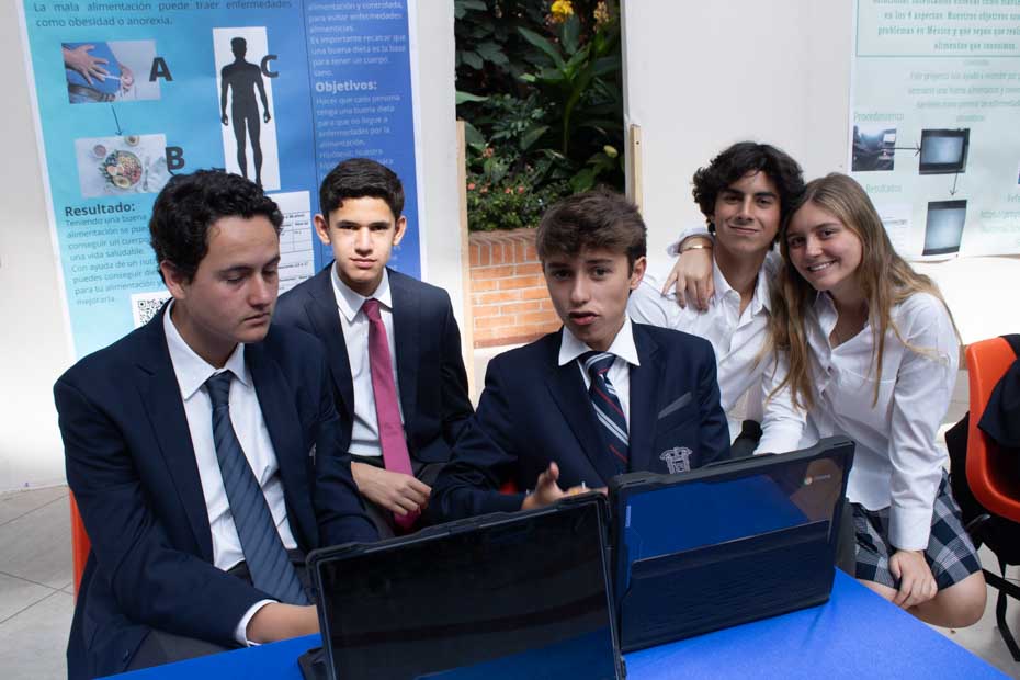 Ir a la Siguiente Foto