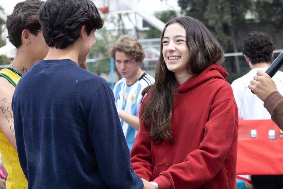 Ir a la Siguiente Foto