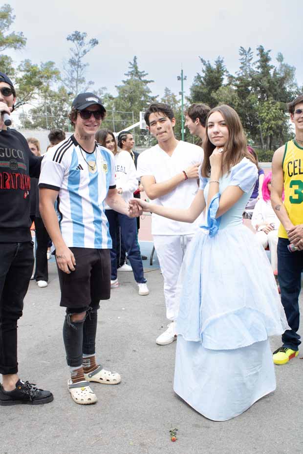 Ir a la Siguiente Foto