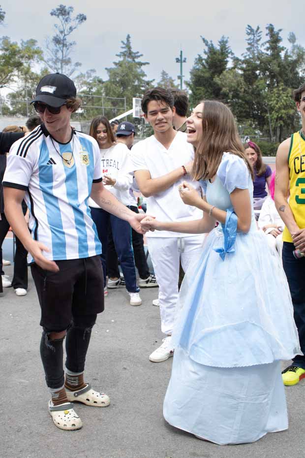 Ir a la Siguiente Foto