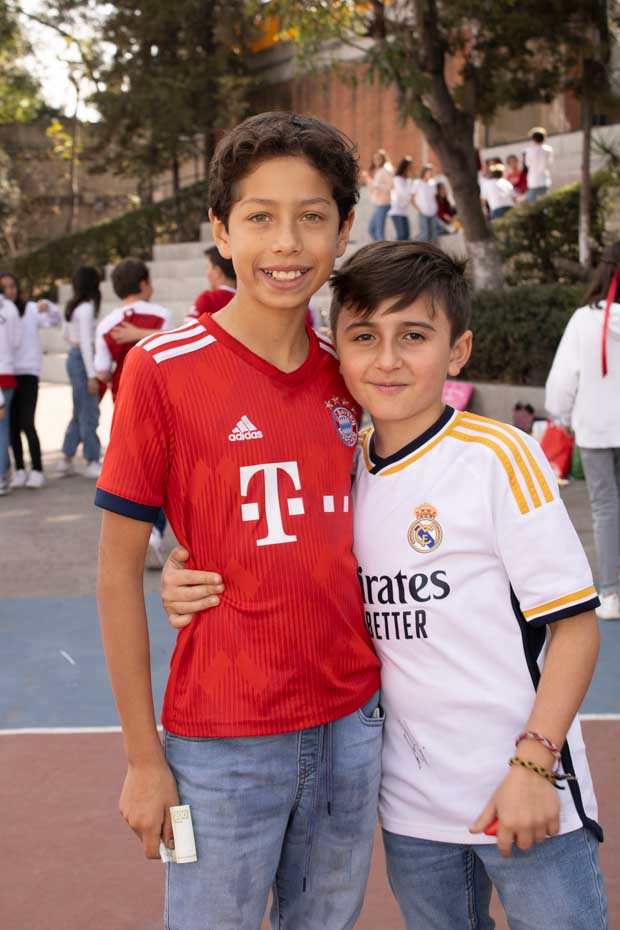 Ir a la Siguiente Foto