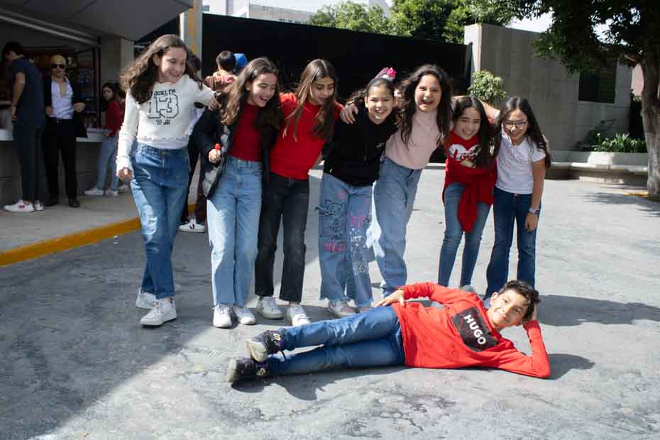 Ir a la Siguiente Foto