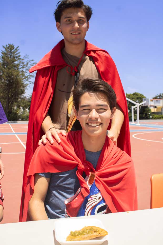 Ir a la Siguiente Foto