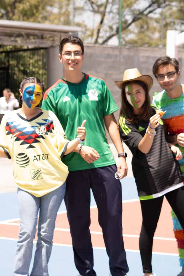 Ir a la Siguiente Foto