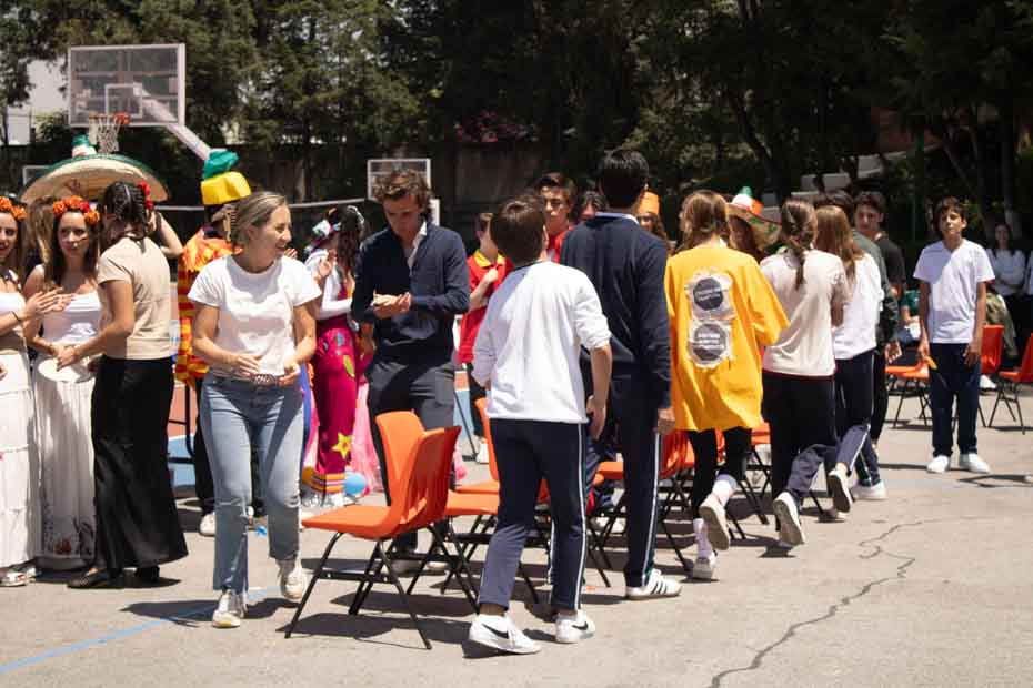 Ir a la Siguiente Foto