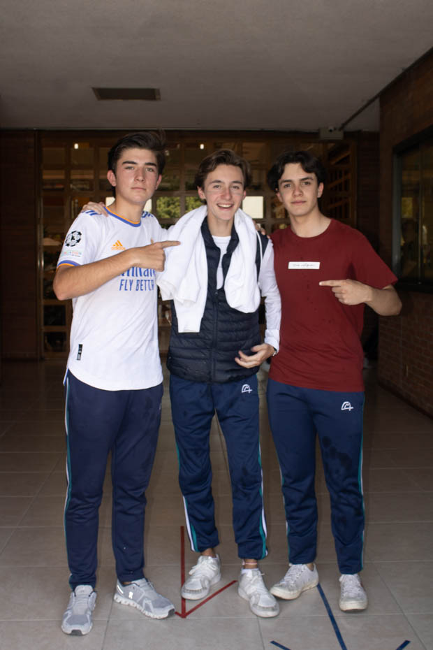 Ir a la Siguiente Foto