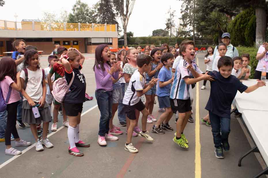 Ir a la Siguiente Foto