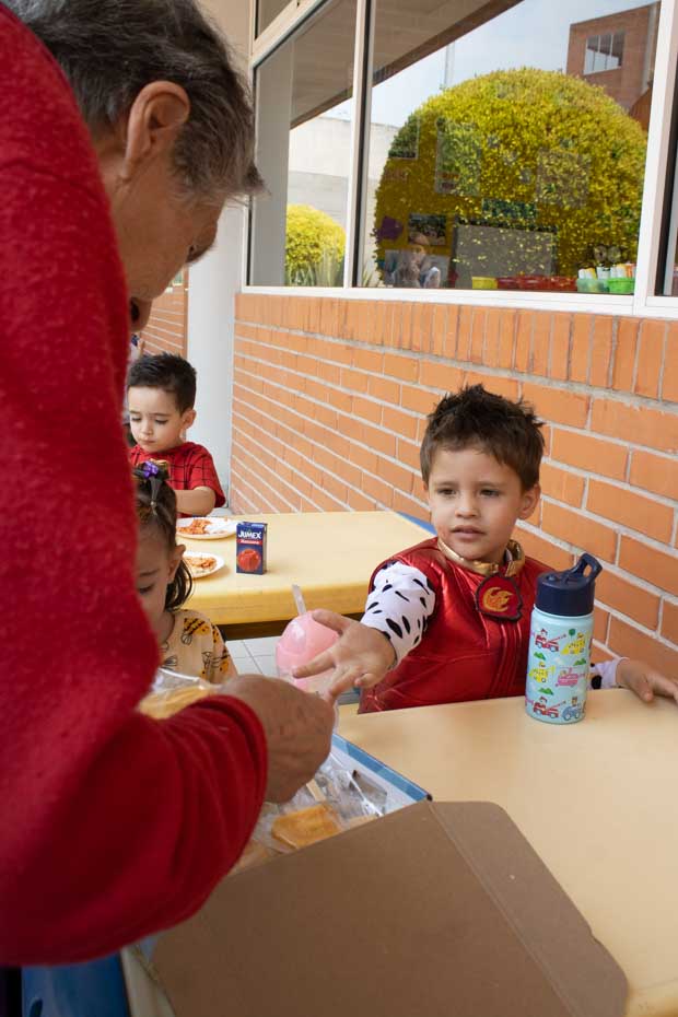 Ir a la Siguiente Foto