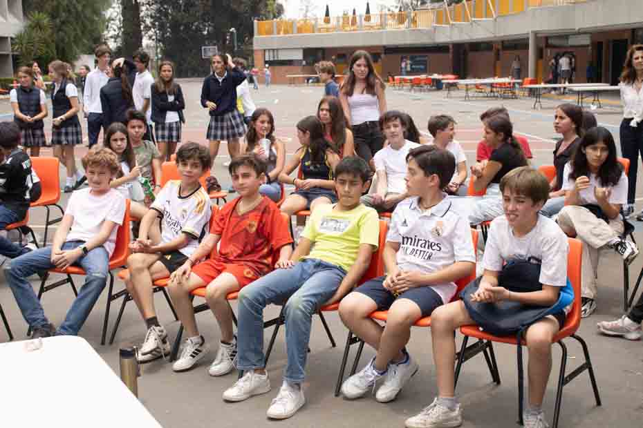 Ir a la Siguiente Foto