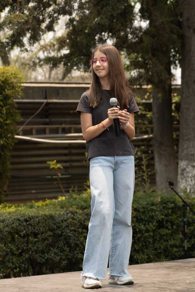 Ir a la Siguiente Foto