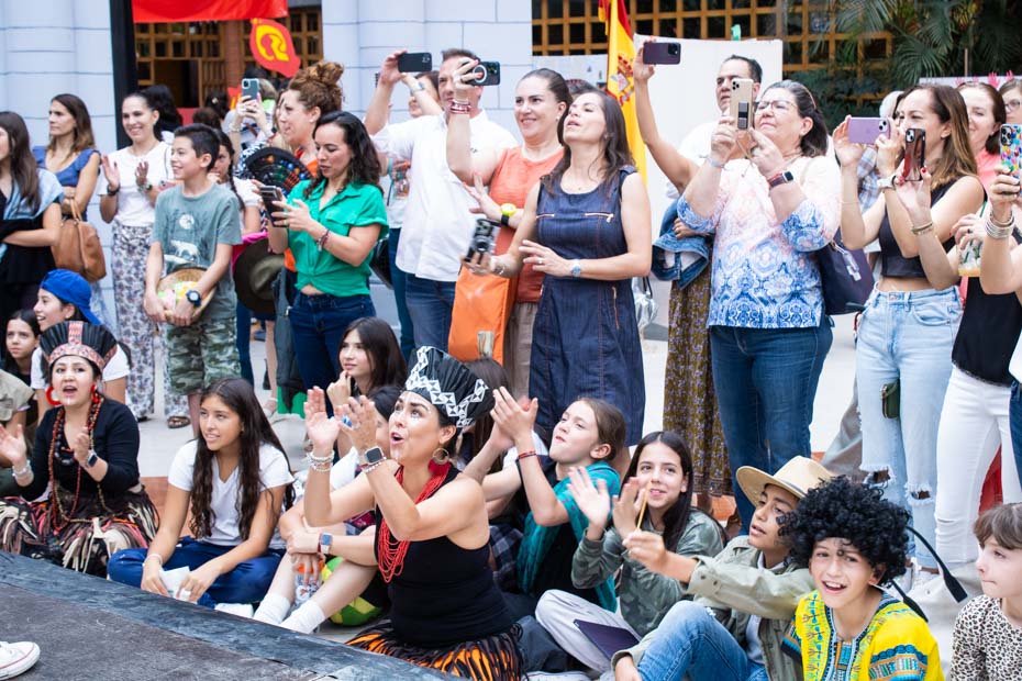 Ir a la Siguiente Foto