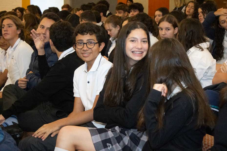 Ir a la Siguiente Foto