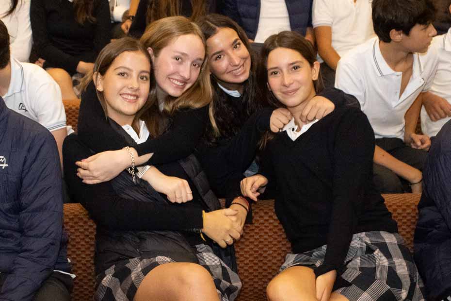 Ir a la Siguiente Foto