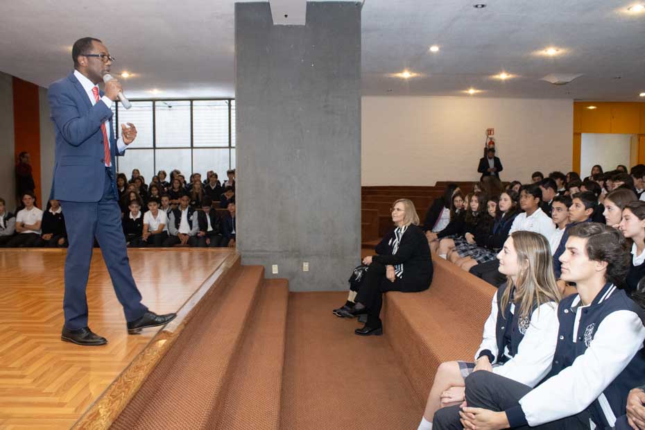 Ir a la Siguiente Foto