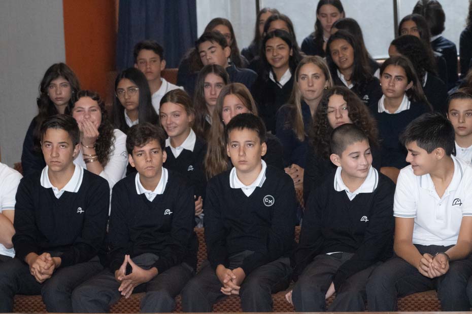 Ir a la Siguiente Foto