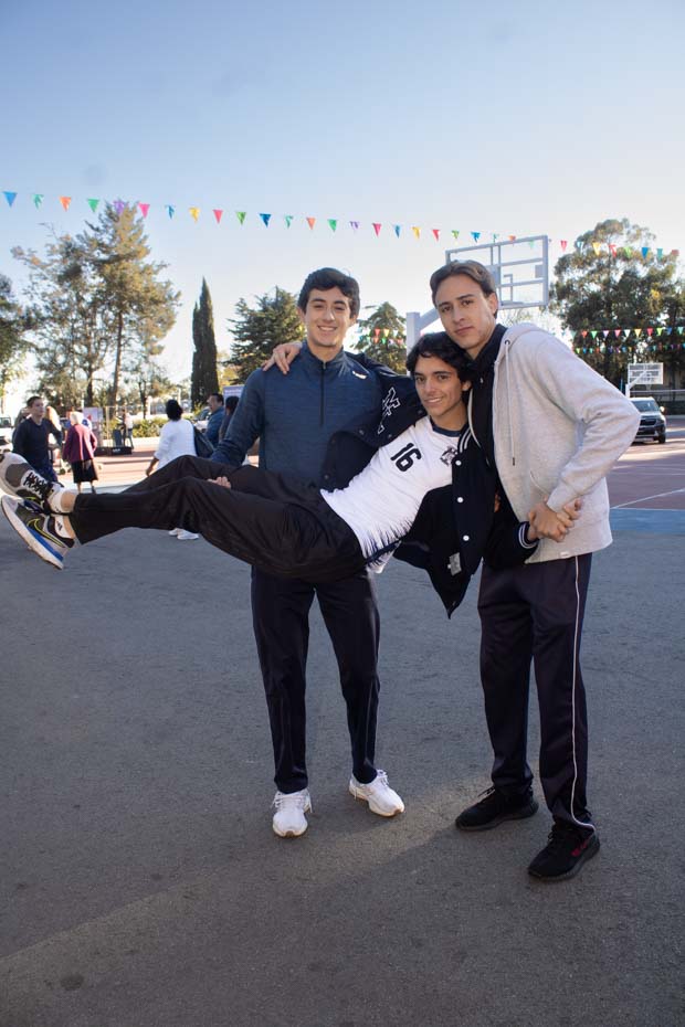 Ir a la Siguiente Foto