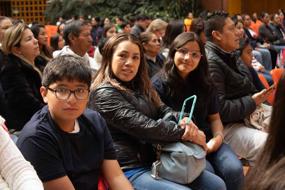 Ir a la Siguiente Foto