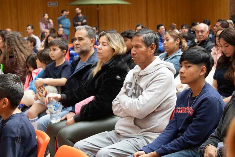 Ir a la Siguiente Foto